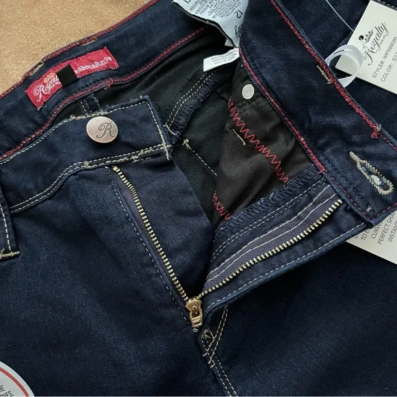 Royalty For Me Wanna Betta Butt? Dark Blue Stretch Slim Fit Anklet Jeans Size 12 - Picture 2 of 16